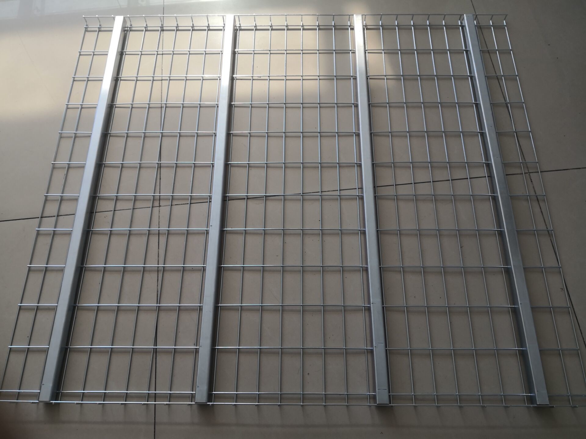 Durable Wire Mesh Decking For Long-Lasting Warehouse Storage Solutions